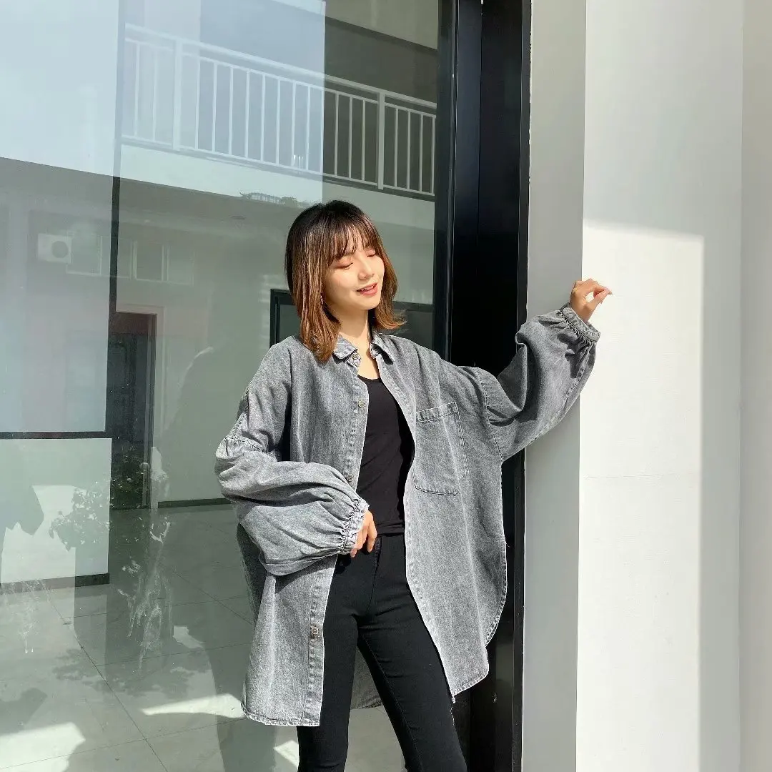 2021 Spring Autumn New Pattern Lapel Long Sleeve Solid Patchwork Single Breasted Vintage Denim Jacket Women Coat
2021 Spring Autumn New Pattern Lapel Long Sleeve Solid Patchwork Single Breasted Vintage Denim Jacket Women Coat