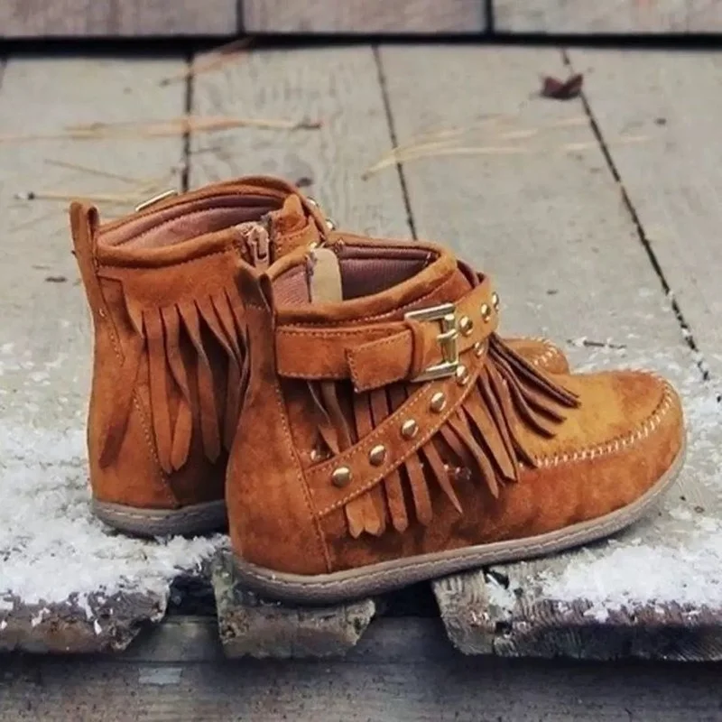 Big Size 35-43 Spring Autumn Fashion Cross Rivet Belt Buckle Tassel Women Ankle Boots Soft Comfortable Suede Flat Ladies Shoes
Big Size 35-43 Spring Autumn Fashion Cross Rivet Belt Buckle Tassel Women Ankle Boots Soft Comfortable Suede Flat Ladies Shoes