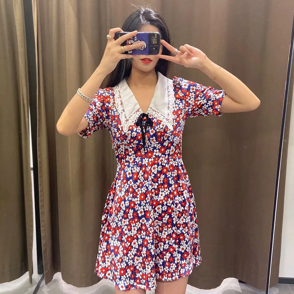 DiYiG WOMAN 2021 summer new sweet style women's lace jacquard collar satin printed high waist short dress
DiYiG WOMAN 2021 summer new sweet style women's lace jacquard collar satin printed high waist short dress