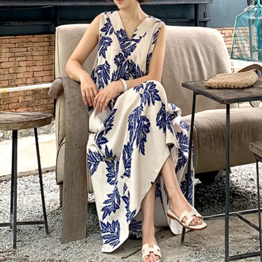 Korean Fashion Loose Sleeveless Floral Temperament Long Casual Printing V-neck Women's Dress 2021 Summer New All-match
Korean Fashion Loose Sleeveless Floral Temperament Long Casual Printing V-neck Women's Dress 2021 Summer New All-match