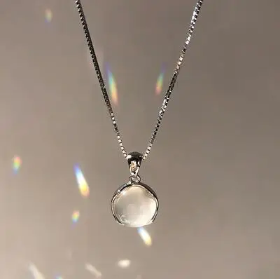 White Round Pendant Necklace Women's Necklace Woman Accessories Neck Jewelry Gift For Good Friends
White Round Pendant Necklace Women's Necklace Woman Accessories Neck Jewelry Gift For Good Friends