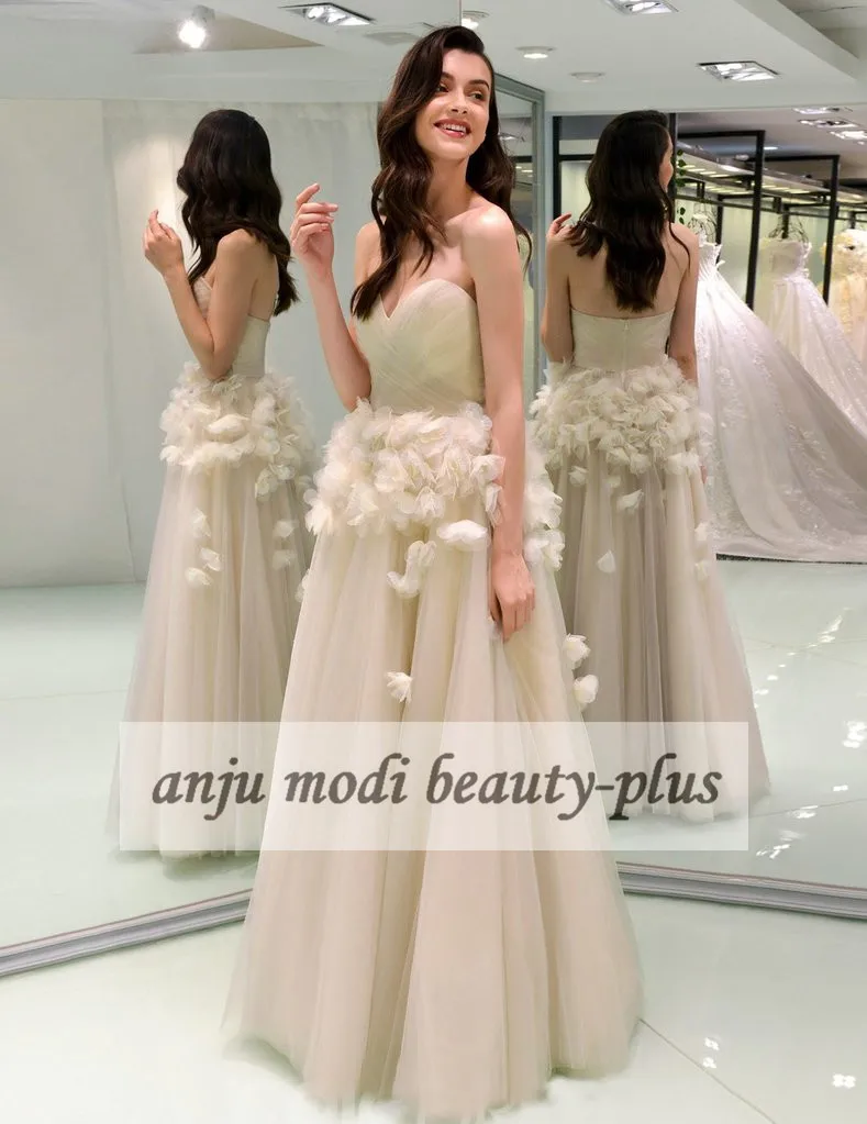 Champagne 3 D Flowers Strapless Prom Dresses Long Zipper Back Sleeveless Formal Evening Party Gowns Robe De Soiree
Champagne 3 D Flowers Strapless Prom Dresses Long Zipper Back Sleeveless Formal Evening Party Gowns Robe De Soiree