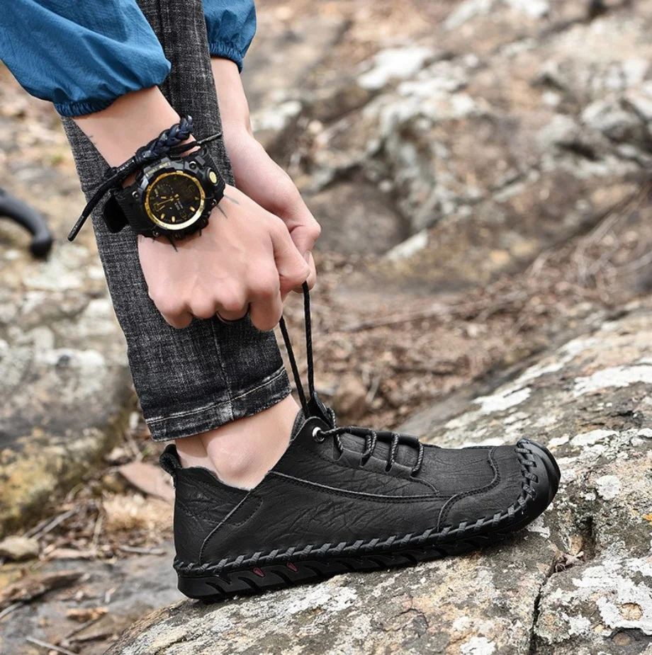 DM401 mens shoes Plus size Genuine Leather hiking shoes breathable hiking shoes hand sewn outdoor casual shoes Zapatillas Hombre 
DM401 mens shoes Plus size Genuine Leather hiking shoes breathable hiking shoes hand sewn outdoor casual shoes Zapatillas Hombre