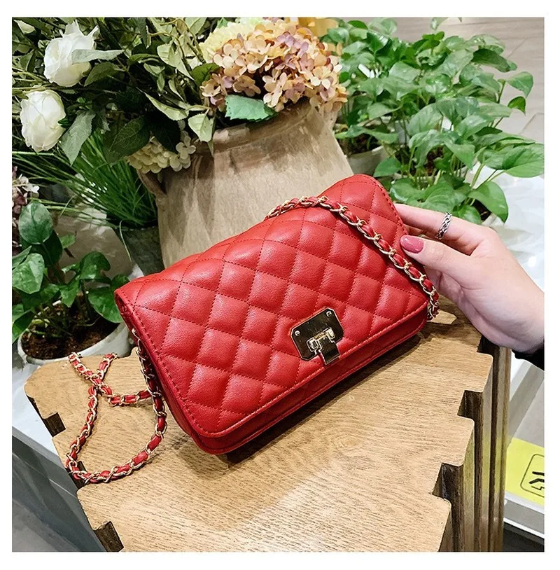 2020 new high-quality women's bags all-match shoulder messenger bag fashion ladies diamond chain bag designer small square bag
2020 new high-quality women's bags all-match shoulder messenger bag fashion ladies diamond chain bag designer small square bag