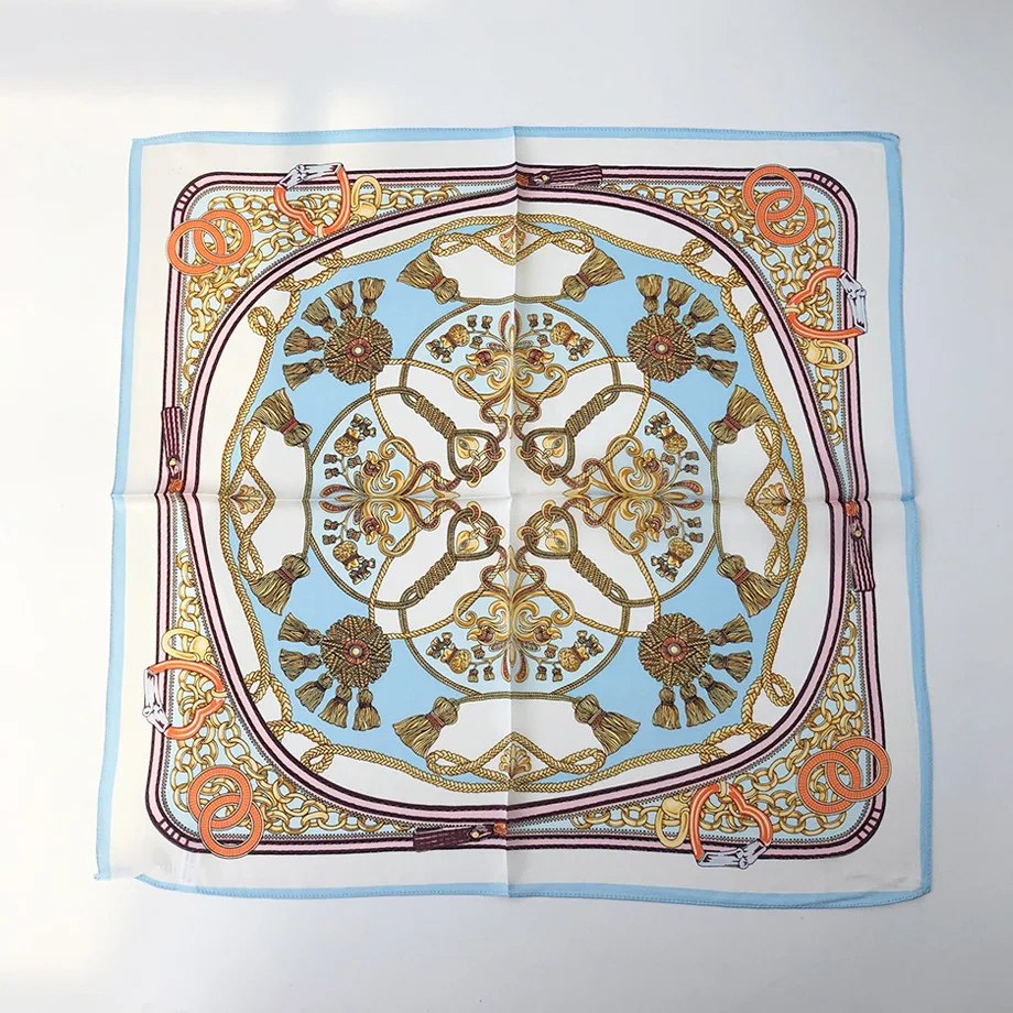 2020 Small Square Hijab Neck Scarf Women 100% Real Silk Scarves Print Neckerchief Bandana Female Foulard Office Lady Wraps
2020 Small Square Hijab Neck Scarf Women 100% Real Silk Scarves Print Neckerchief Bandana Female Foulard Office Lady Wraps