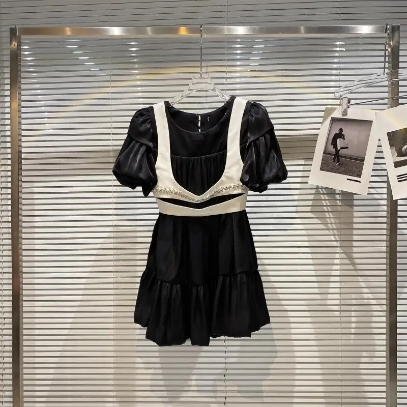 Fashion Bead Rhinestone Vest+Puff Short Sleeve Round Neck Princess Dress 2021 Summer Fashion Elegant Women's Clothing Sets
Fashion Bead Rhinestone Vest+Puff Short Sleeve Round Neck Princess Dress 2021 Summer Fashion Elegant Women's Clothing Sets
