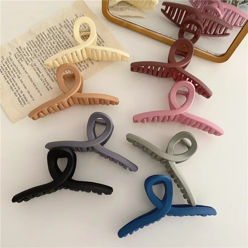 2021 New Vintage Resin Hair Claws Geometric Cross Hair Clip Hairpins Accessorie for Girls
2021 New Vintage Resin Hair Claws Geometric Cross Hair Clip Hairpins Accessorie for Girls