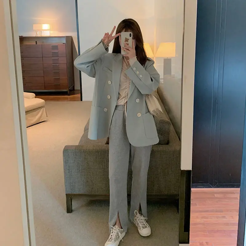 Small suit jacket female spring and autumn 2021 new jacket design sense niche casual suit thin section
Small suit jacket female spring and autumn 2021 new jacket design sense niche casual suit thin section