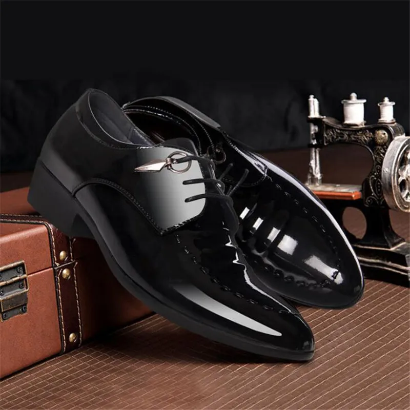 New Patent Leather Shoes Men's Dress Shoes Handmade Office Business Wedding Shoes Black Luxury Lace Up Formal Oxfords Mens Shoes
New Patent Leather Shoes Men's Dress Shoes Handmade Office Business Wedding Shoes Black Luxury Lace Up Formal Oxfords Mens Shoes
