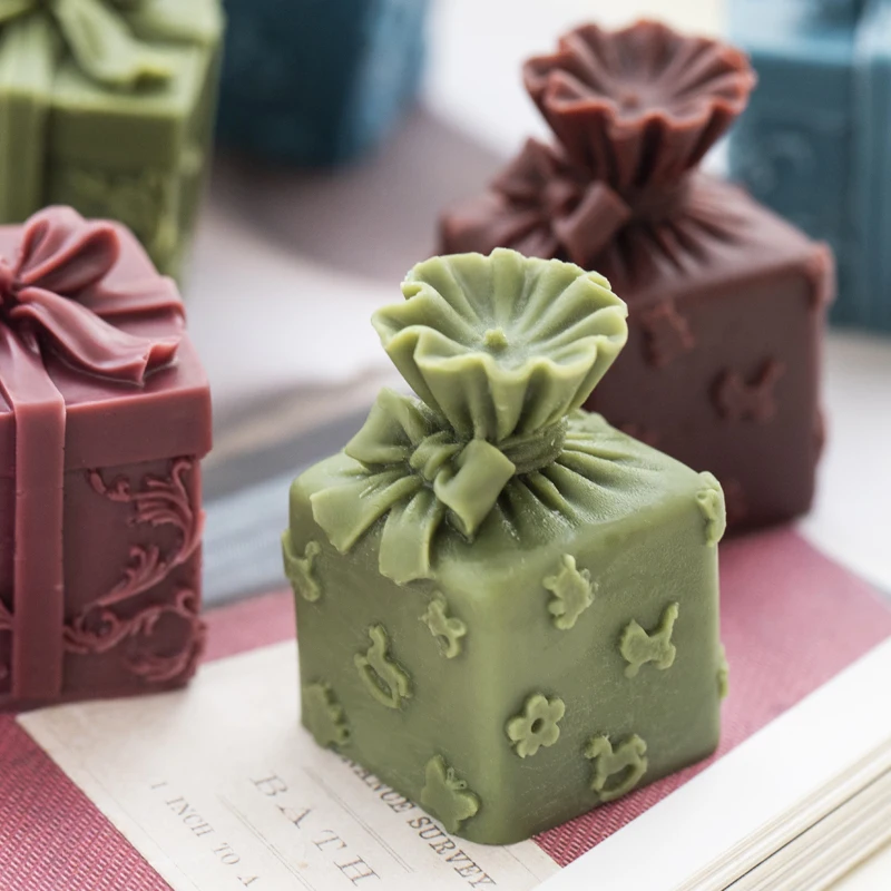 Betterfly Подарочная коробка форма для торта или свечи для изготовления свечей, новые силиконовые формы в Корейском стиле силиконовые формы для...
Betterfly Подарочная коробка форма для торта или свечи для изготовления свечей, новые силиконовые формы в Корейском стиле силиконовые формы для...