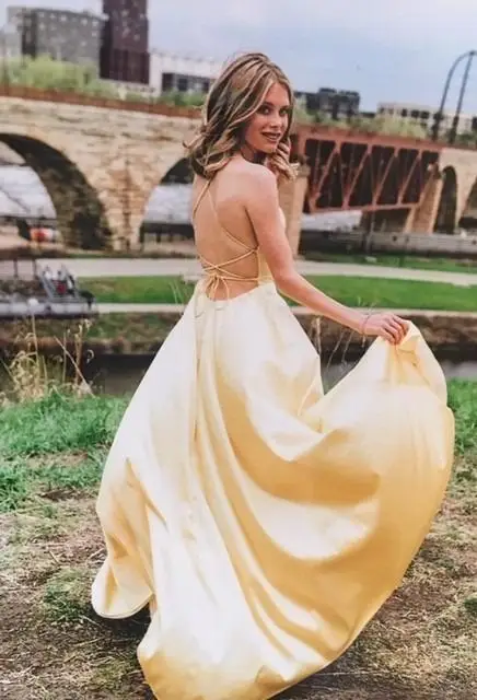 Green Long Prom Dress Vestido de Festa 2020 Open Back Party Gown Evening Dress A Line Prom Dresses Robe De Soiree
Green Long Prom Dress Vestido de Festa 2020 Open Back Party Gown Evening Dress A Line Prom Dresses Robe De Soiree