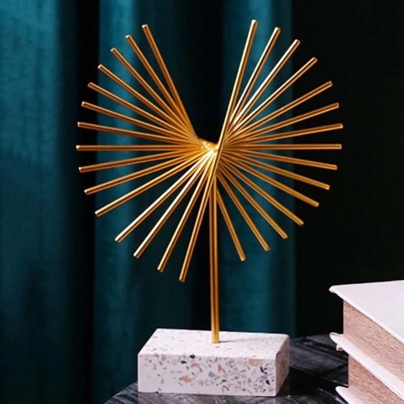 Creative Modern Golden Iron Leaves Ornament Living Room Desktop TV Cabinet Home Decoration Ornaments Desktop Sculpture
Creative Modern Golden Iron Leaves Ornament Living Room Desktop TV Cabinet Home Decoration Ornaments Desktop Sculpture