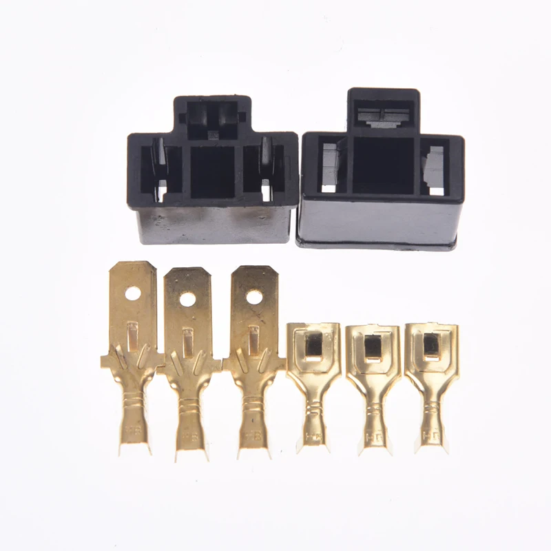 1pc High Quality Plug H4 Auto Holder Plug 7.8mm Lamp Plug Bulb Socket 3Pin H4 Car Connector
1pc High Quality Plug H4 Auto Holder Plug 7.8mm Lamp Plug Bulb Socket 3Pin H4 Car Connector