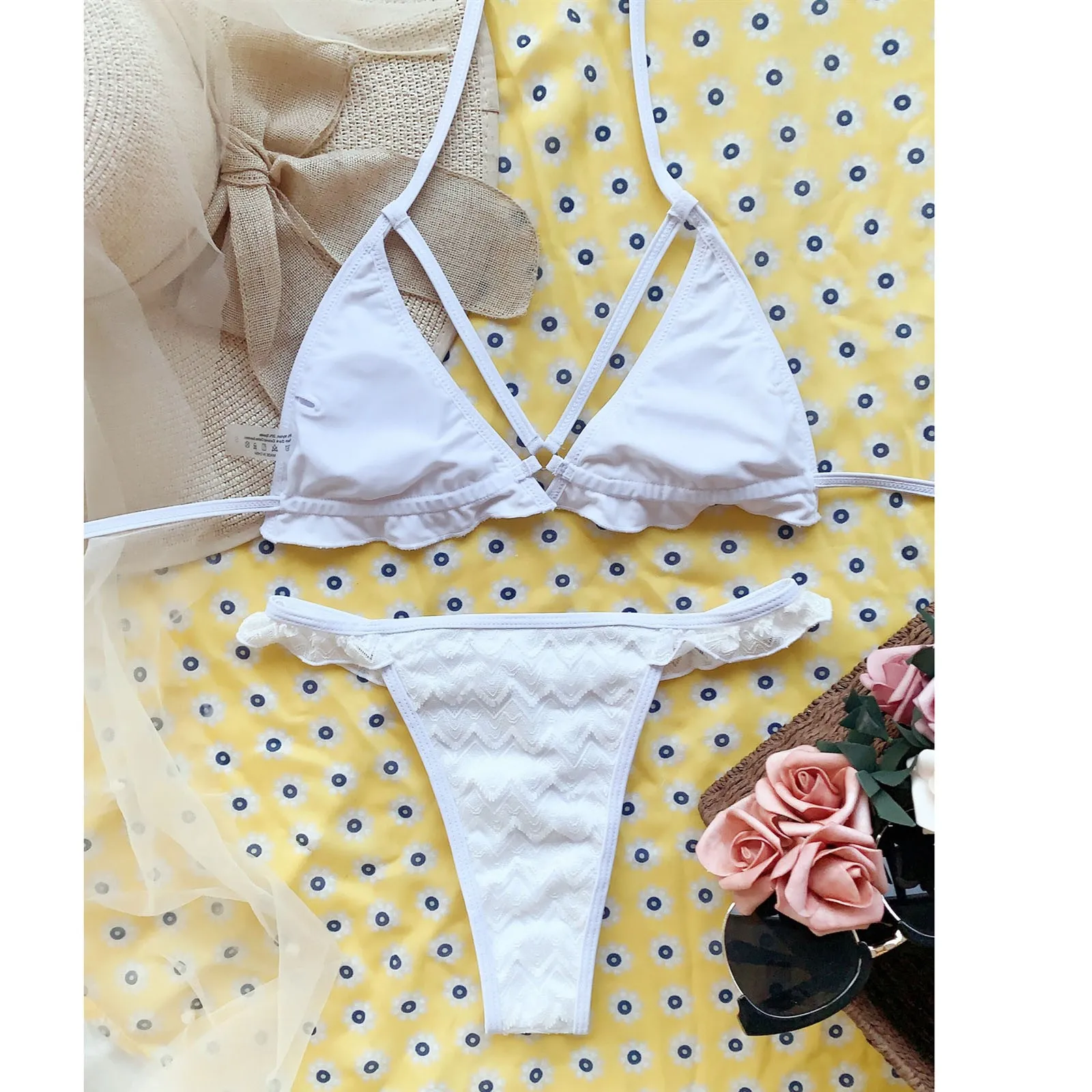 Female Bathing Suit Summer Beach Wear Sexy Women Bikini Set Padded Swimwear Solid Lace Ruffles Swimsuit Beachwear Micro bikini
Female Bathing Suit Summer Beach Wear Sexy Women Bikini Set Padded Swimwear Solid Lace Ruffles Swimsuit Beachwear Micro bikini