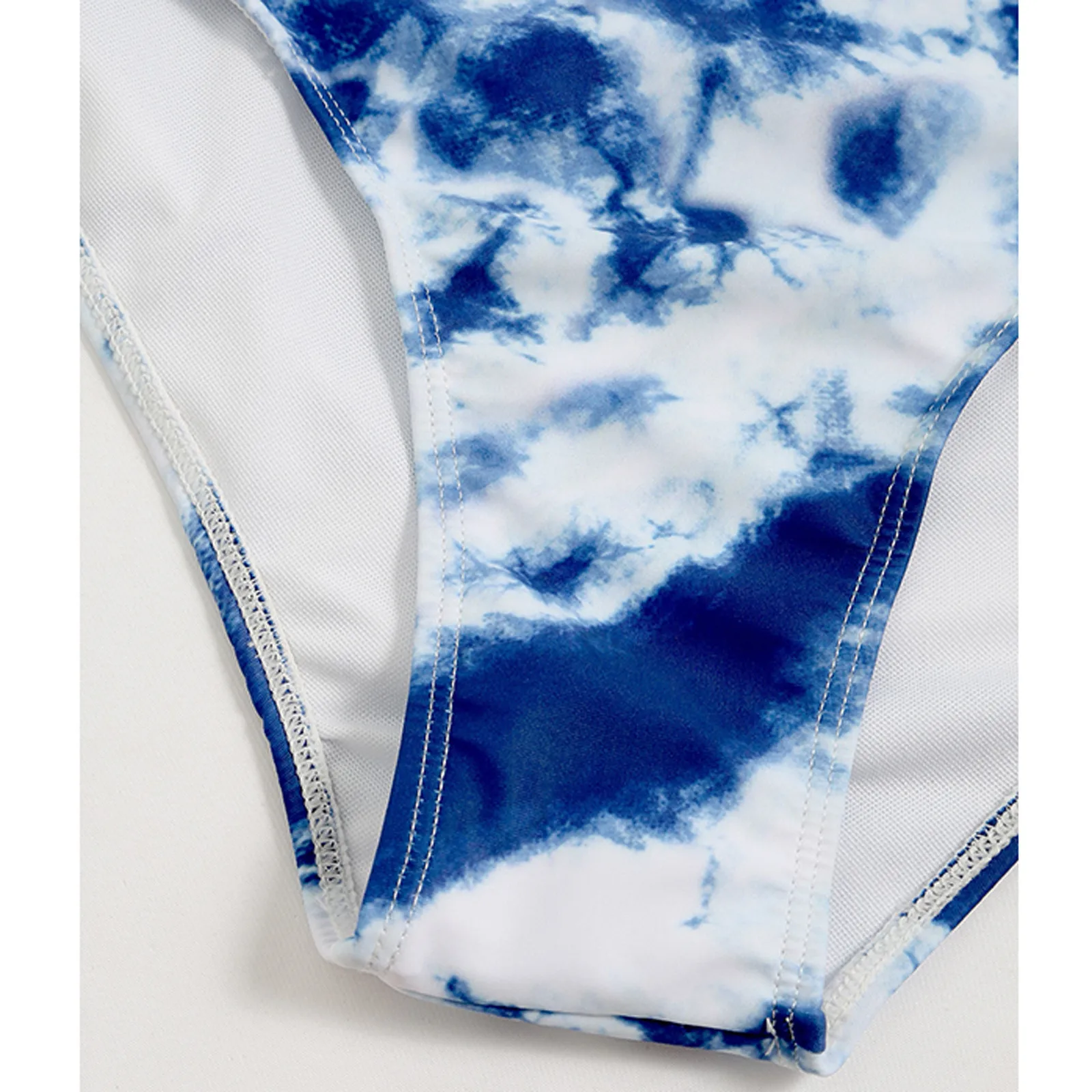 2021 New 2 Piece Bikini Set Tie Dye Print Bathing Suit Sexy Push Up Thong Bandage Swimwear Women Brazilian Female Beach Swimsuit
2021 New 2 Piece Bikini Set Tie Dye Print Bathing Suit Sexy Push Up Thong Bandage Swimwear Women Brazilian Female Beach Swimsuit