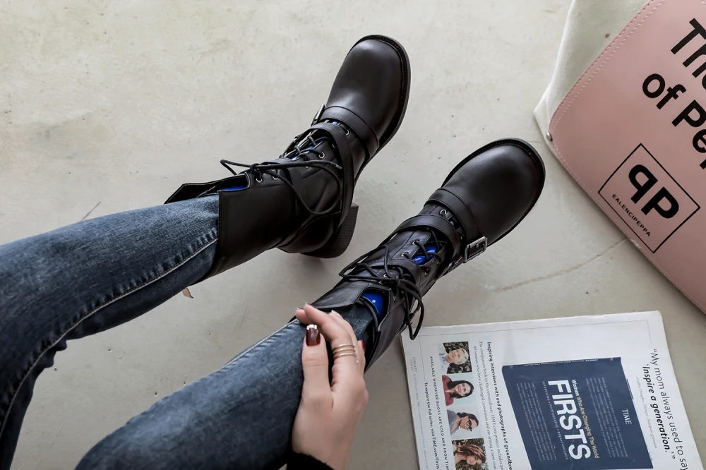 2021 New Women's Boots Comfortable Low Heel Boots Fashion Low Boots Motorcycle Boots Knight Boots Party Boots Catwalk Boots
2021 New Women's Boots Comfortable Low Heel Boots Fashion Low Boots Motorcycle Boots Knight Boots Party Boots Catwalk Boots