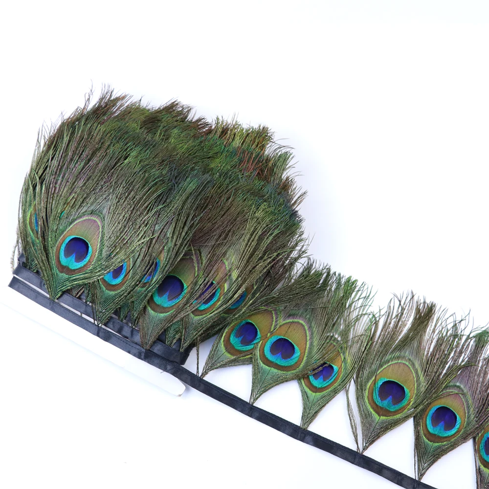 Wholesale Big Eyes Peacock Feathers Trim DIY Sewing Clothes Accessory Carnival Dress Decoration Natural Plumes Ribbon For Crafts
Wholesale Big Eyes Peacock Feathers Trim DIY Sewing Clothes Accessory Carnival Dress Decoration Natural Plumes Ribbon For Crafts