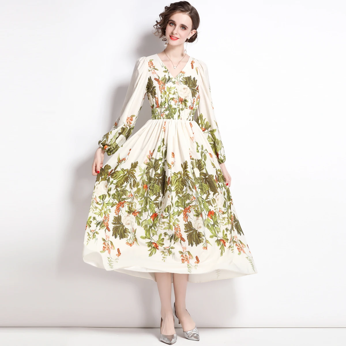 V-neck French Style Floral Dress Autumn Winter Women Lady Woman Flattering Long Dresses Lantern Sleeve Office Lady Dress Elegant
V-neck French Style Floral Dress Autumn Winter Women Lady Woman Flattering Long Dresses Lantern Sleeve Office Lady Dress Elegant