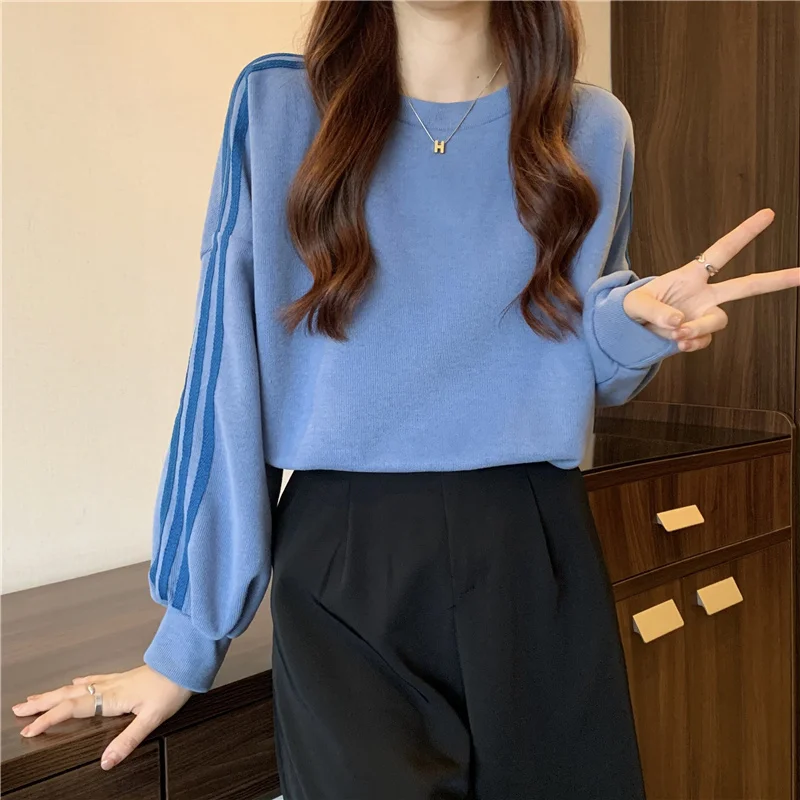 Real Price Real Photo of Autumn Clothing New Korean Style Loose All-match Stitching.
Real Price Real Photo of Autumn Clothing New Korean Style Loose All-match Stitching.