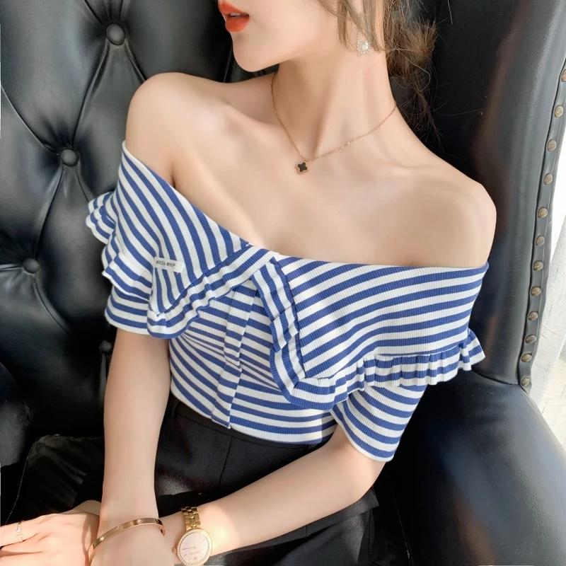 Tops & Tees
Tops & Tees