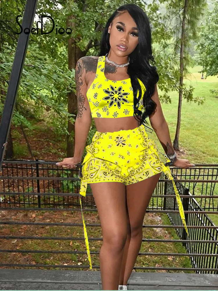 Soefdioo Printed Crop Top Tank and Mini Shorts with Pockets 2 Piece Sets Women Outfits Summer 2021 Lounge Fitness Tracksuits
Soefdioo Printed Crop Top Tank and Mini Shorts with Pockets 2 Piece Sets Women Outfits Summer 2021 Lounge Fitness Tracksuits