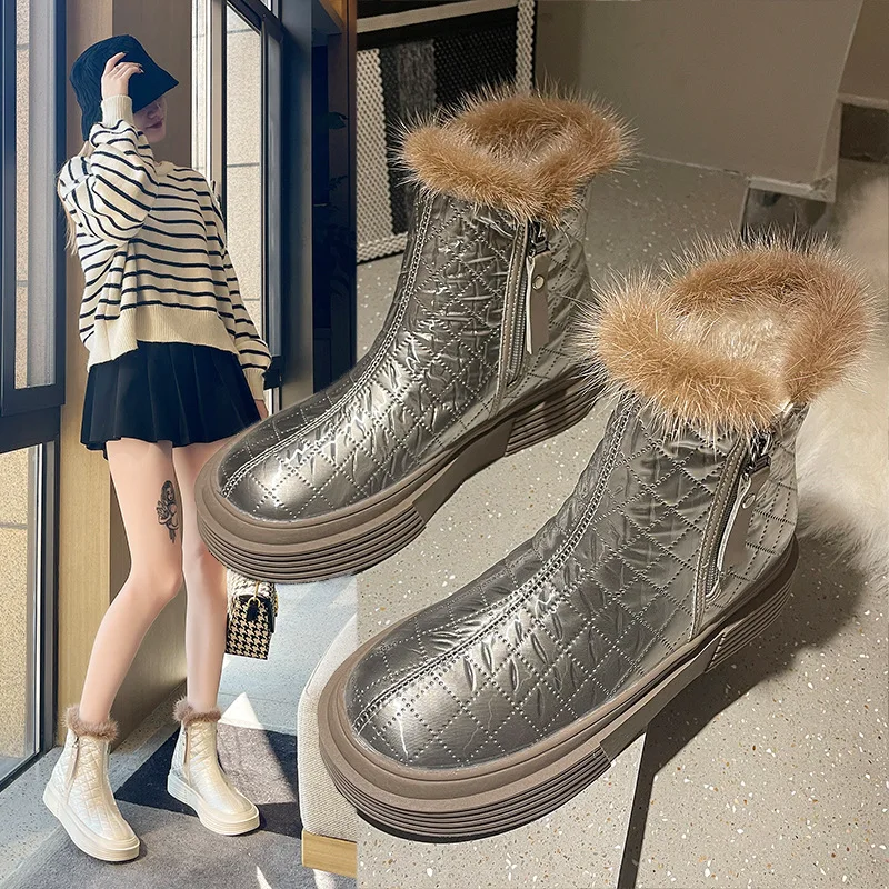 Women's Boots Feather Surface Snow Boots 2021 New Women's Thick-soled Side Zipper and Velvet High-top Women's Cotton Shoes
Women's Boots Feather Surface Snow Boots 2021 New Women's Thick-soled Side Zipper and Velvet High-top Women's Cotton Shoes