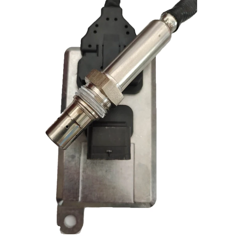 Wholesale Automotive Spare Parts 5WK96750 4324672 5WK96750C A2C95992900 for DFCZYNox Nitrogen Oxide Sensor
Wholesale Automotive Spare Parts 5WK96750 4324672 5WK96750C A2C95992900 for DFCZYNox Nitrogen Oxide Sensor