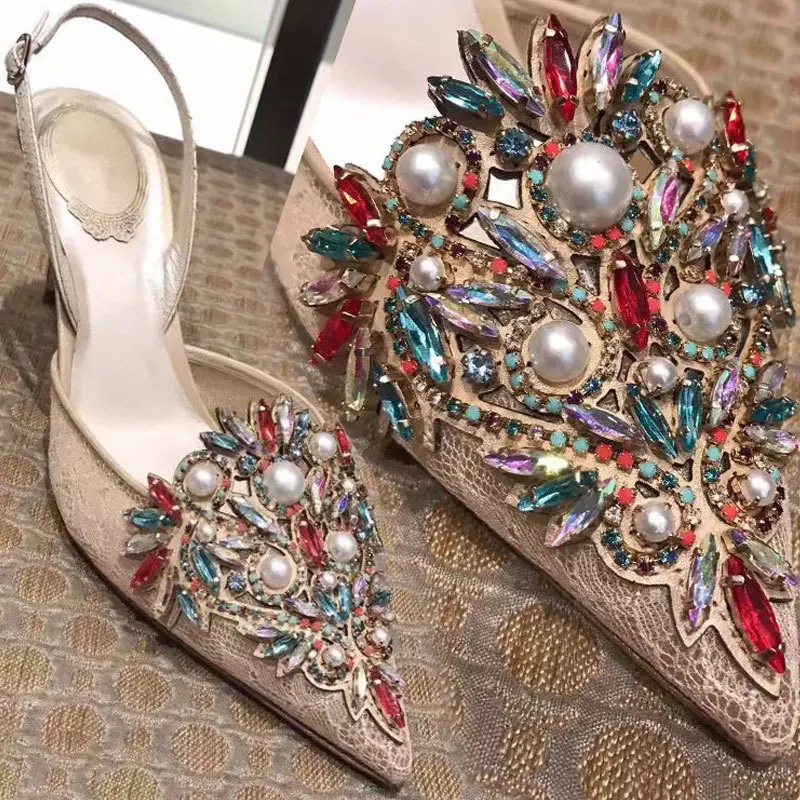 Luxury Brand Wedding Shoes Bride Rhinestone Shoes Woman Wedding Heels Stilettos Pearls Women Pumps Ankle Strap High Heels
Luxury Brand Wedding Shoes Bride Rhinestone Shoes Woman Wedding Heels Stilettos Pearls Women Pumps Ankle Strap High Heels