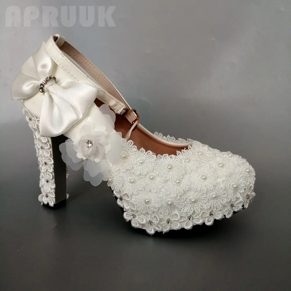 Brand new arrival Lace flower wedding shoes woman White lace pearls plus size 41 42 luxury designer platforms bridesmaid's pumps
Brand new arrival Lace flower wedding shoes woman White lace pearls plus size 41 42 luxury designer platforms bridesmaid's pumps