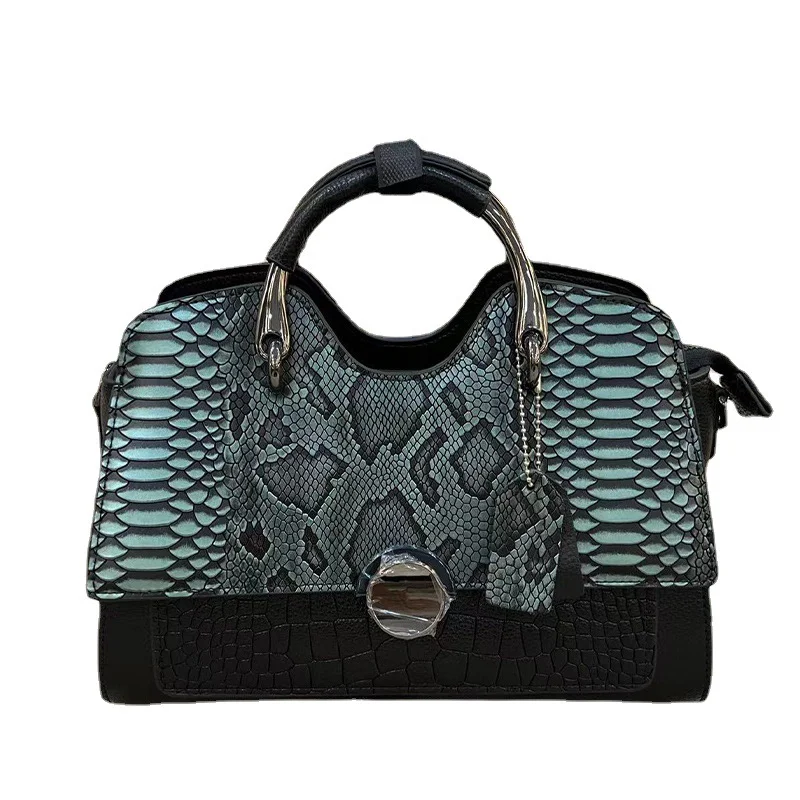 New Women'S Handbags Classic Retro Shoulder Bag Snake Print Bag Genuine Leather High Quality Large Capacity Messenger Bag Women
New Women'S Handbags Classic Retro Shoulder Bag Snake Print Bag Genuine Leather High Quality Large Capacity Messenger Bag Women