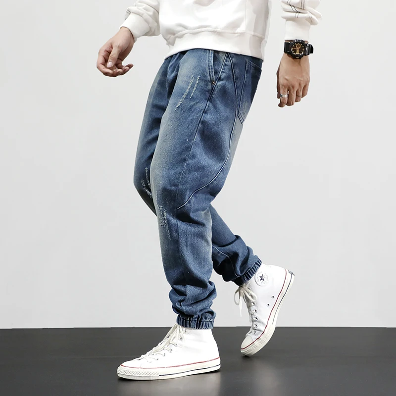 American Fashion Men Jeans Big Size 28-42 Loose Fit Denim Cargo Pants Harem Jeans Slack Bottom Hip Hop Ripped Jeans Men Joggers
American Fashion Men Jeans Big Size 28-42 Loose Fit Denim Cargo Pants Harem Jeans Slack Bottom Hip Hop Ripped Jeans Men Joggers
