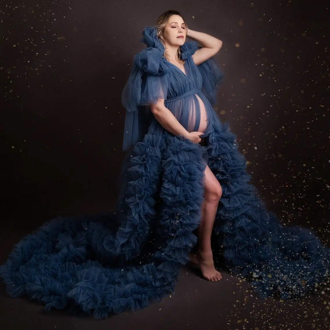 Dark Blue Maternity Gown for Photoshoot V Neck Split Ruffled Tiered Skirts Women Bathrobe Babyshower Sleepwear Wrap
Dark Blue Maternity Gown for Photoshoot V Neck Split Ruffled Tiered Skirts Women Bathrobe Babyshower Sleepwear Wrap
