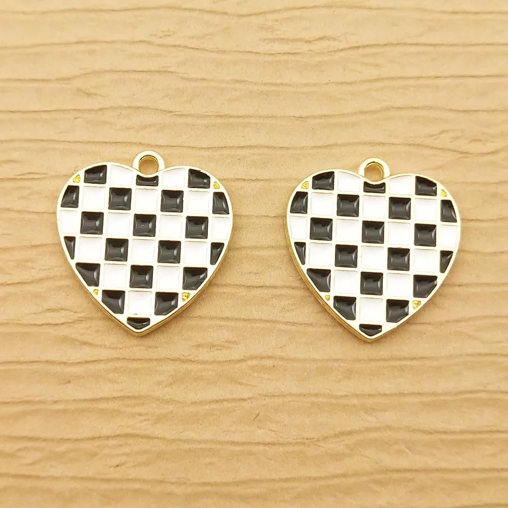 10pcs 17x18mm Enamel Grid Heart Charm for Jewelry Making Crafting Earring Pendant Bracelet Necklace Accessories Diy Finding
10pcs 17x18mm Enamel Grid Heart Charm for Jewelry Making Crafting Earring Pendant Bracelet Necklace Accessories Diy Finding