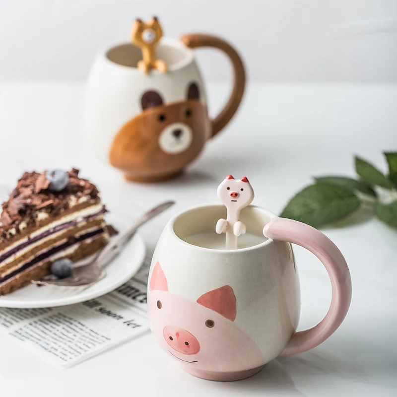 

3D Animal Mugs Ceramic Cartoon Water Cup Giraffe Piglet with Handle Hanging Spoon Home Cofee Milk Breakfast Large Capacity Cup