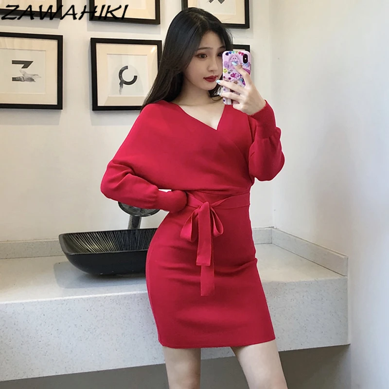 ZAWAHIKI Spring Autumn Temperament V Neck Knitted Dress Batwing Long Sleeve Slim High Waist Bag Hip Sweater Mini Dresses Belt 
ZAWAHIKI Spring Autumn Temperament V Neck Knitted Dress Batwing Long Sleeve Slim High Waist Bag Hip Sweater Mini Dresses Belt