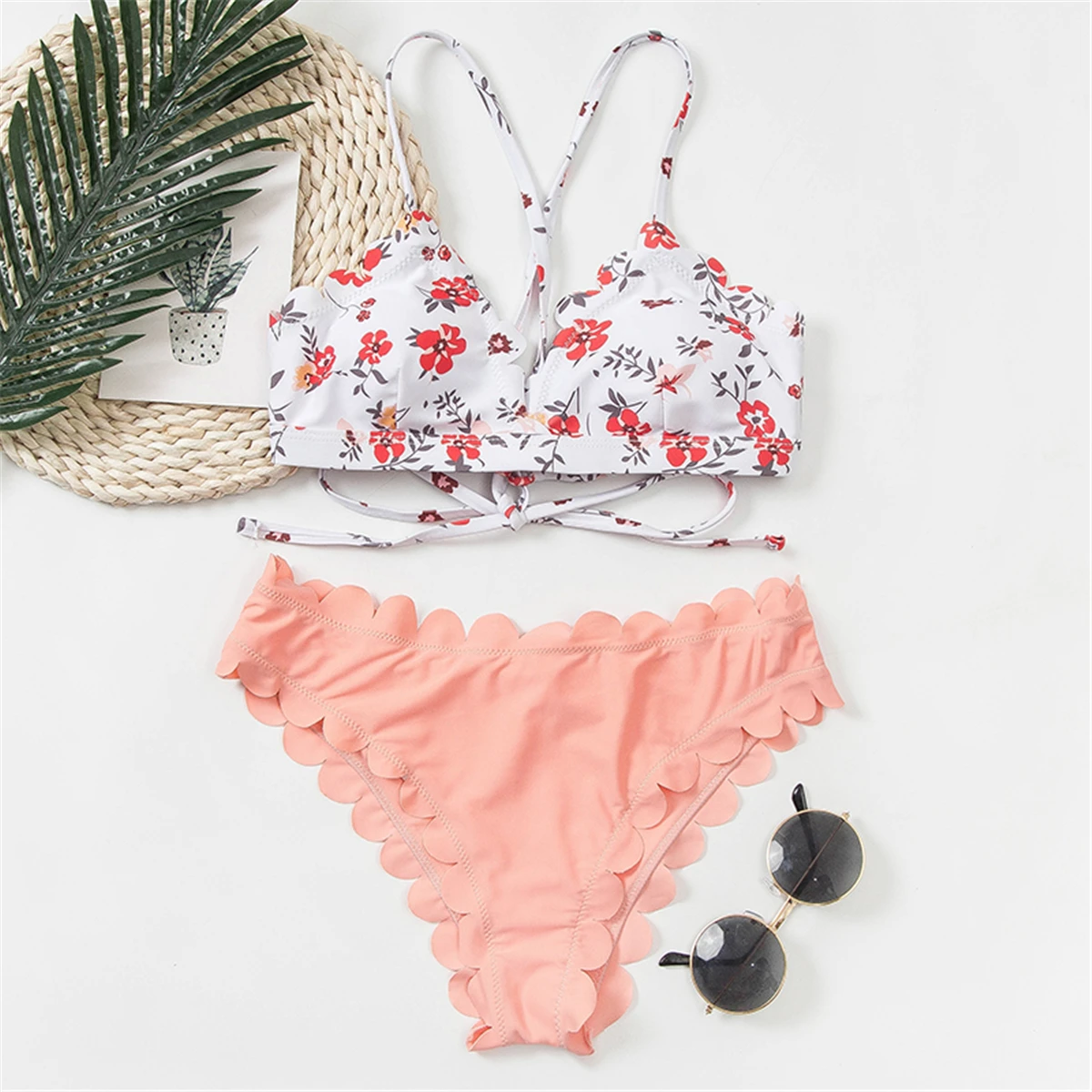 Bikini Women Swimsuit Cut Flower Bikini Set Push Up Swimwear Female Bikini Set Bathing Suits Beach Wear Swimming
Bikini Women Swimsuit Cut Flower Bikini Set Push Up Swimwear Female Bikini Set Bathing Suits Beach Wear Swimming