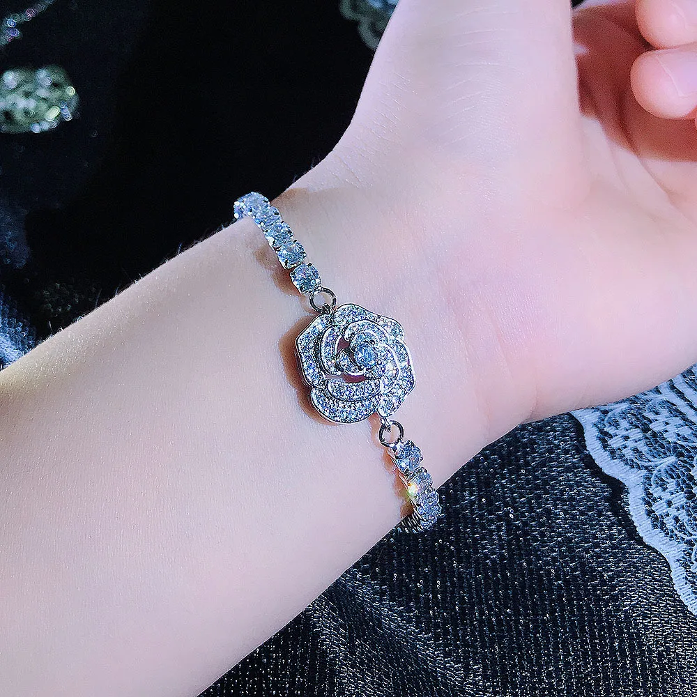 Rose Shapedins Style Imitation Imported Moissan Diamond Necklace Bracelet for Women Fashion Valentine Day Fine Jewelry Set Gift
Rose Shapedins Style Imitation Imported Moissan Diamond Necklace Bracelet for Women Fashion Valentine Day Fine Jewelry Set Gift