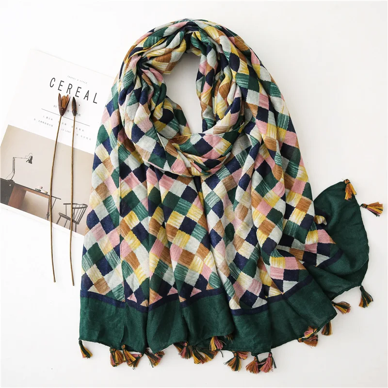 2020 New Style Cotton Scarf Silk Scarves Women's Autumn And Winter Versatile Warm Fashion Shawl Ultra-Beach Towel luxury brand
2020 New Style Cotton Scarf Silk Scarves Women's Autumn And Winter Versatile Warm Fashion Shawl Ultra-Beach Towel luxury brand