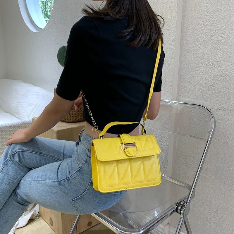ASDS-Handbag Small Bag Female Bag New Version Of the Fashion Solid Color Shoulder Messenger Bag Chain Bag Wild Casual
ASDS-Handbag Small Bag Female Bag New Version Of the Fashion Solid Color Shoulder Messenger Bag Chain Bag Wild Casual
