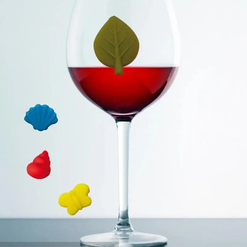 8pcs Silicone Markers Reusable Sea Animals And Land Animals Drink Charms Wine Identifier For Cocktails Drinking Cup Sign
8pcs Silicone Markers Reusable Sea Animals And Land Animals Drink Charms Wine Identifier For Cocktails Drinking Cup Sign