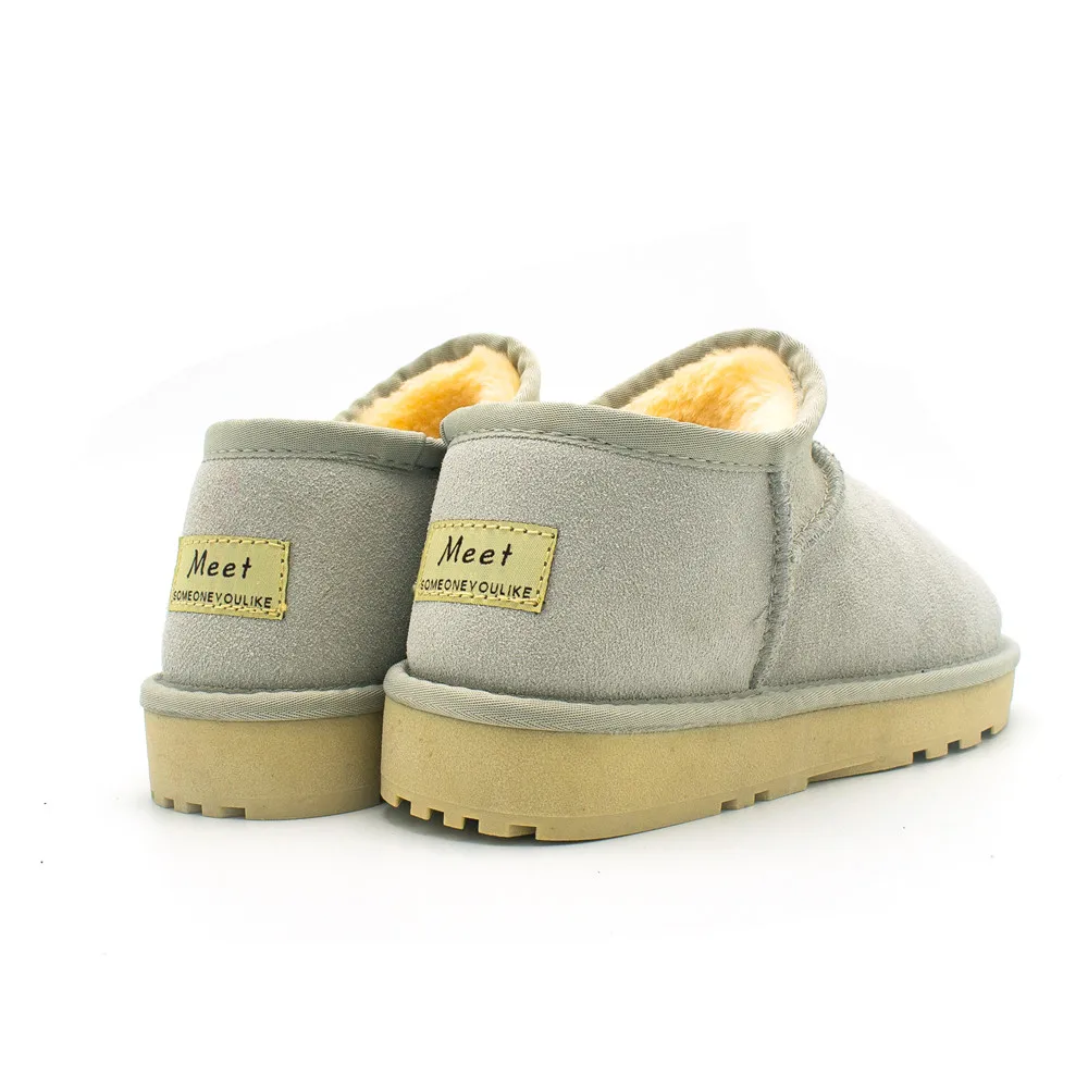 35-41 Leather Snow Boots Women's one-step Cotton Shoes 2021 Winter Soft Sole Shallow Mouth Casual Snow Boots low-top Bread Shoes
35-41 Leather Snow Boots Women's one-step Cotton Shoes 2021 Winter Soft Sole Shallow Mouth Casual Snow Boots low-top Bread Shoes