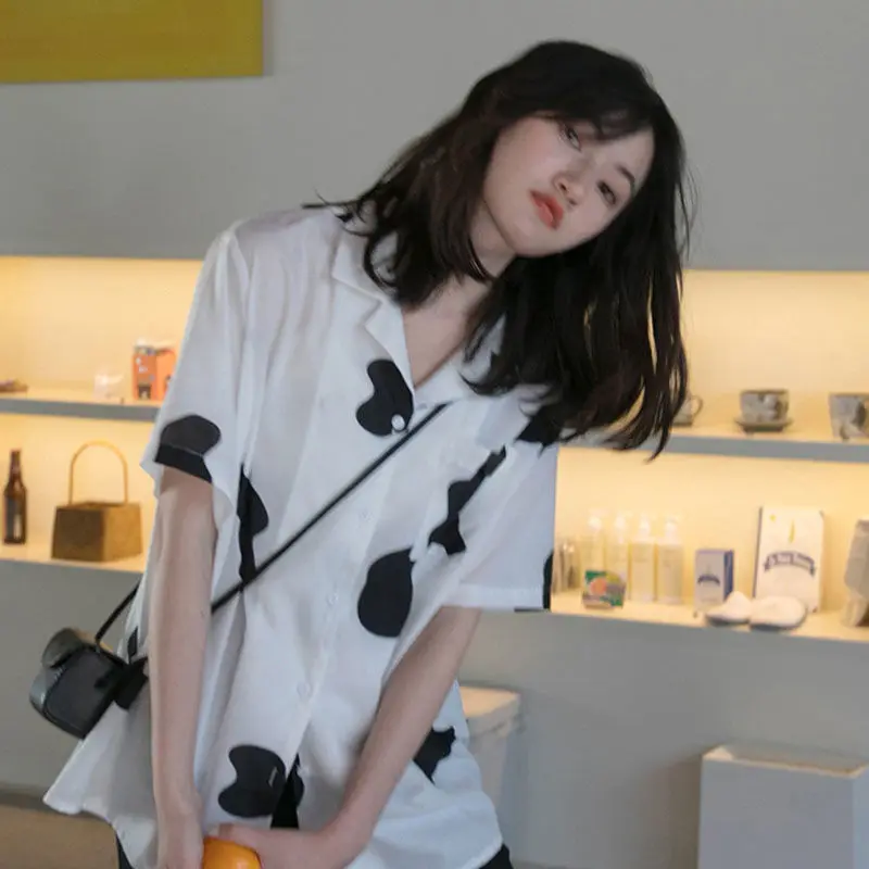 Women Loose Thin Spring and Summer Cardigan Lapel Long Sleeve Sweet Fashion All-Match Polka Dot Shirt Top
Women Loose Thin Spring and Summer Cardigan Lapel Long Sleeve Sweet Fashion All-Match Polka Dot Shirt Top