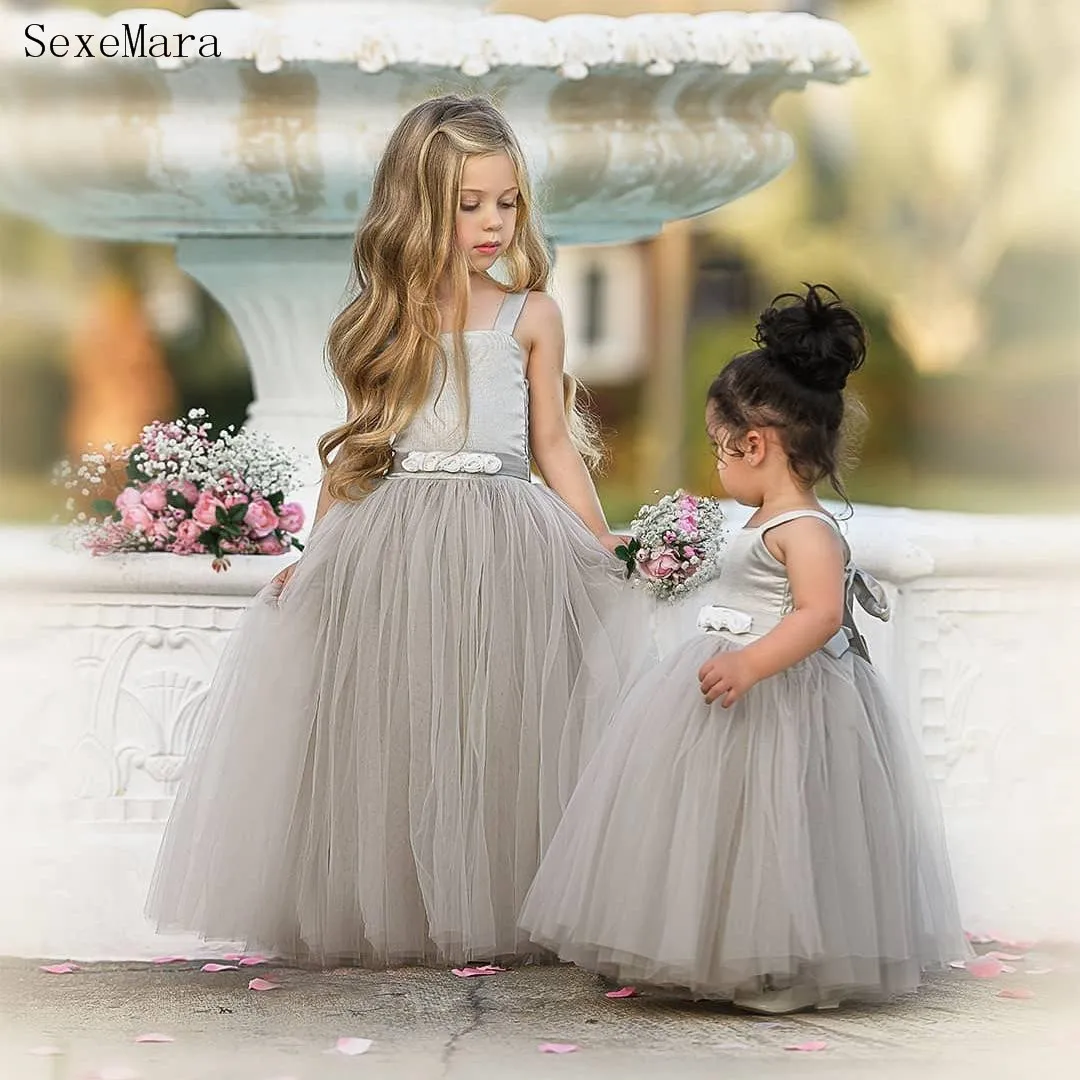 Ruched Puffy Tulle Grey Flower Girl Dresses New Weddings Girl Pageant Party Gowns Jewel Neck Back Bow
Ruched Puffy Tulle Grey Flower Girl Dresses New Weddings Girl Pageant Party Gowns Jewel Neck Back Bow