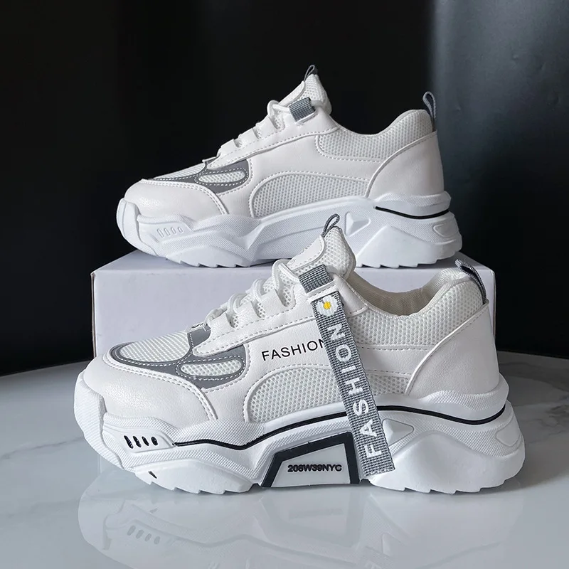 Fashion Summer Reflective Platform Sneakers Women Shoes Korean Lace Up White Chunky Sneakers Breathable Women's Vulcanize Shoes
Fashion Summer Reflective Platform Sneakers Women Shoes Korean Lace Up White Chunky Sneakers Breathable Women's Vulcanize Shoes