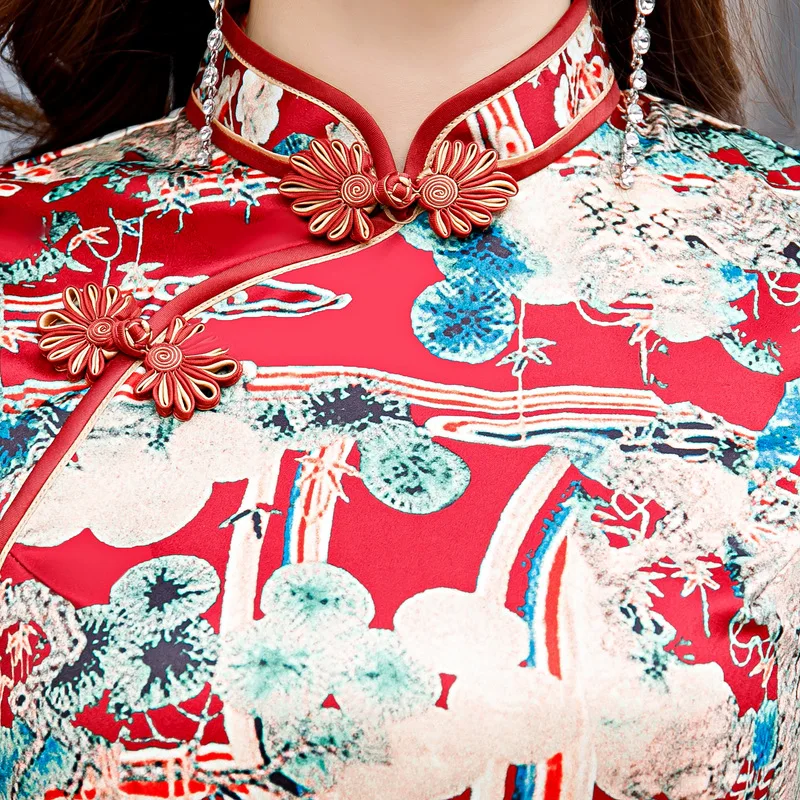 Improved Version of Silk Cheongsam Dress Young Girl New Summer Long Temperament Retro Sexy Chinese Style Chinese Dress Qipao
Improved Version of Silk Cheongsam Dress Young Girl New Summer Long Temperament Retro Sexy Chinese Style Chinese Dress Qipao