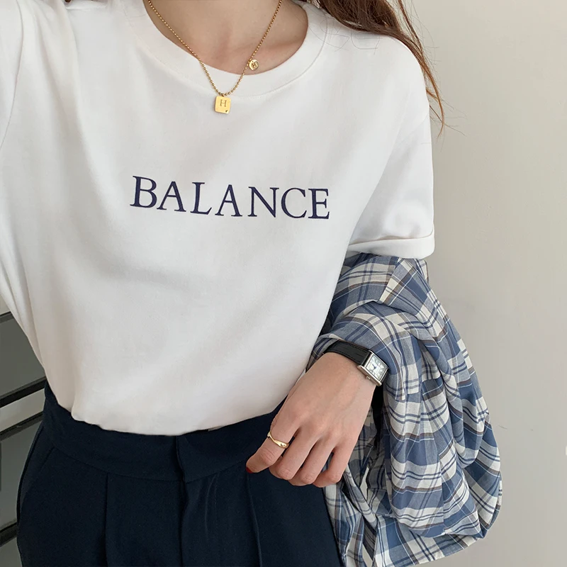 new summer 2021 han edition black short sleeves loose cotton joker letters round collar short sleeve T-shirt female ins
new summer 2021 han edition black short sleeves loose cotton joker letters round collar short sleeve T-shirt female ins