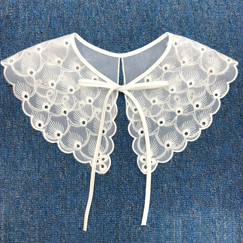 Fashion Lace Floral Print Fake False Collar Sweater Decorative Detachable Shirt Collar Blouse Top Women Clothes Accessories 2021
Fashion Lace Floral Print Fake False Collar Sweater Decorative Detachable Shirt Collar Blouse Top Women Clothes Accessories 2021