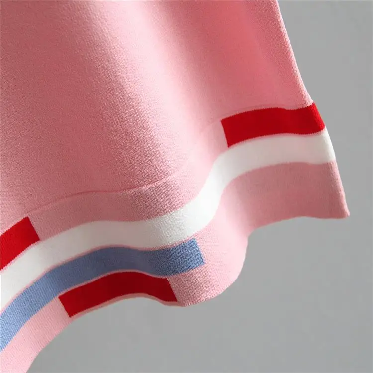 Striped Color Matching Mid-sleeved Slim Sweater Female Hong Kong Style Fashion Round Neck Knitted Bottoming Jumpers Women Spring 
Striped Color Matching Mid-sleeved Slim Sweater Female Hong Kong Style Fashion Round Neck Knitted Bottoming Jumpers Women Spring