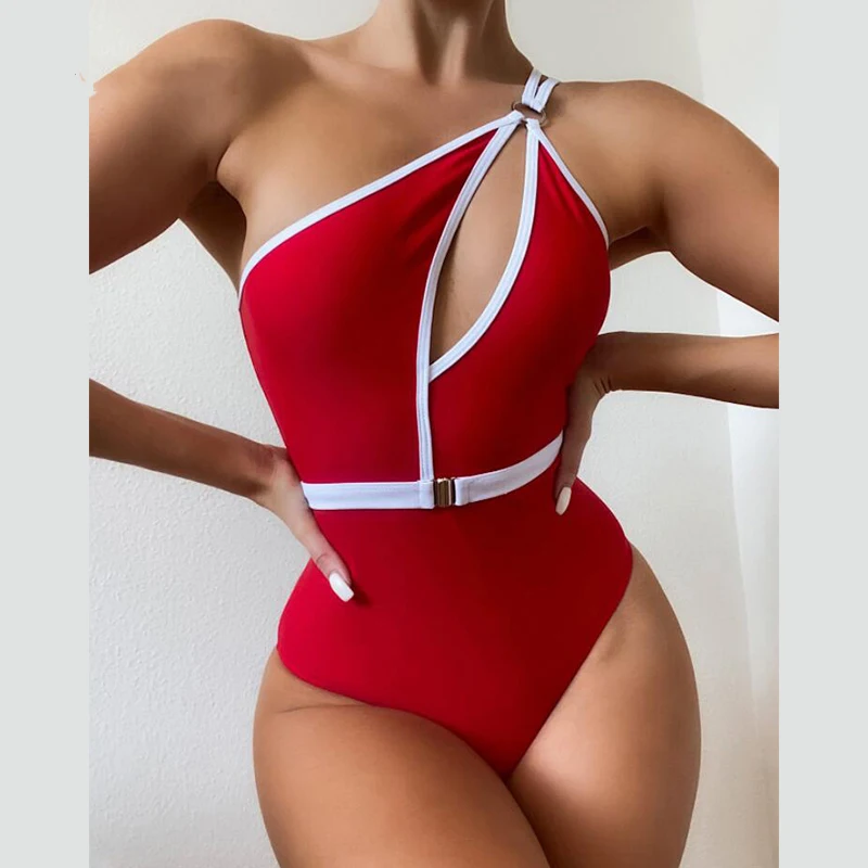 Женский слитный купальник с открытой талией и эффектом пуш-ап
Женский слитный купальник с открытой талией и эффектом пуш-ап