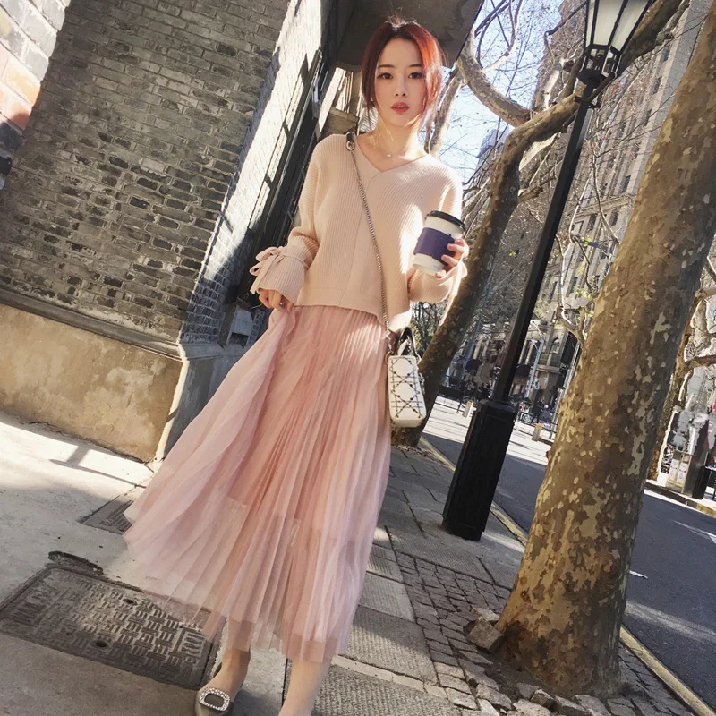 Elegant Women Autumn Outfits Suit Casual Solid All-Match V Neck Pullover Knitting Top + Elastic Waist Mesh Skirt Two Piece Set
Elegant Women Autumn Outfits Suit Casual Solid All-Match V Neck Pullover Knitting Top + Elastic Waist Mesh Skirt Two Piece Set